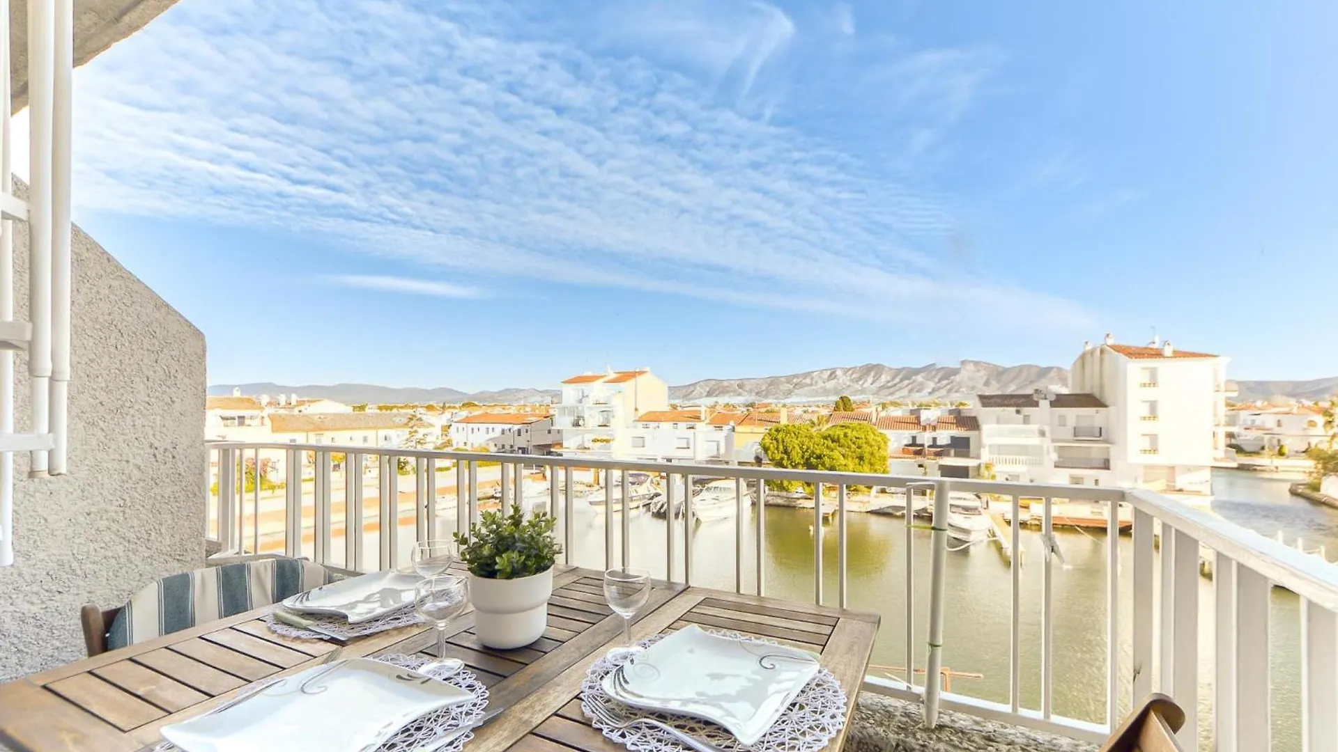 Apartment Onada I By Interhome Empuriabrava